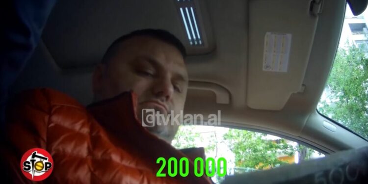 U SHPALL NË KËRKIM NGA POLICIA/ Sa e uli gjobën kreu i IMT-së në Elbasan për 2.5 milionë Lekë