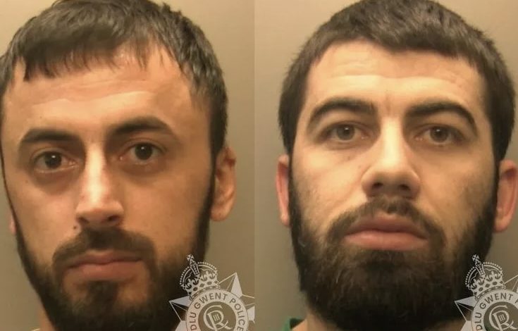 E PËSOJNË KEQ/ Fabrikë prodhimi masiv të kanabisit prej rreth 900 mijë paund në mes të qytetit britanik, dënohen dy shqiptarët