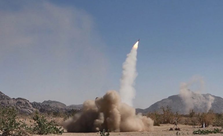 NUK NDALET AGRESIONI I REBELËVE NË JEMEN/ SHBA shkatërron 4 dronë të Houthi-t