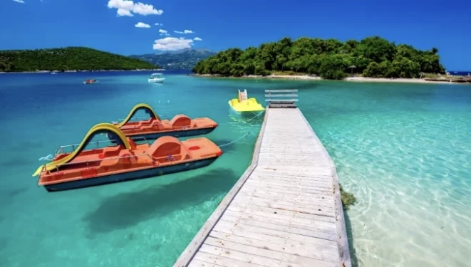 "PAMJE PIKTORESKE..."/ Revista skoceze “Daily Record”: Riviera shqiptare, destinacioni i pushimeve evropiane me plazhe tropikale