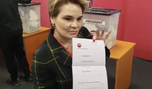 "MEQËNËSE E KANË HALL"/ Kryemadhi nuk ‘tradhton’ Metën, tregon votën për president të PL-së