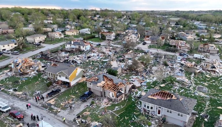 FOTOLAJM/ Tornadot godasin SHBA-në, shkaktojnë dëme të mëdha