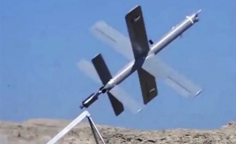 I NGJASHËM ME ATË RUS/ Irani prezanton një dron të ri “kamikaz”