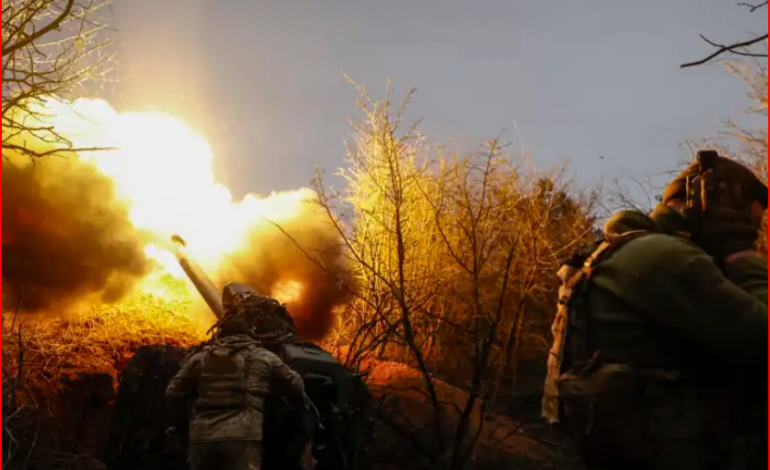HUMBJA NË FUSHËBETEJË/ Parlamenti i Ukrainës miraton ligjin e ri për mobilizim
