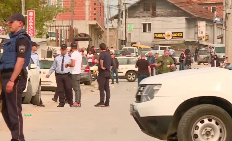 ÇFARË NDODHI NË MAQEDONINË E VERIUT/ Të shtëna me armë zjarri drejt kryekomunarit, plagoset zyrtari dhe shoferi