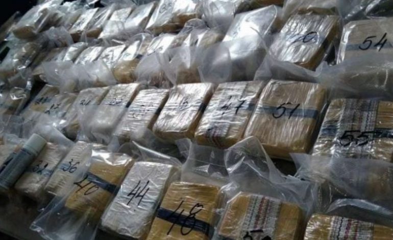 ARRESTOHET SHQIPTARI NË KOSOVË/ I sekuestrohen rreth 20 kg heroinë me vlerë 200 mijë euro