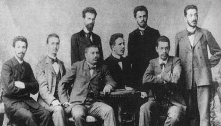 DOSSIER/ Dëshmia e rrallë: Si e ruajta për 50 vjet, dorëshkrimin e librit të spiunit rus, që e gjeta në shtëpinë e shefit të Sigurimit të Tiranës