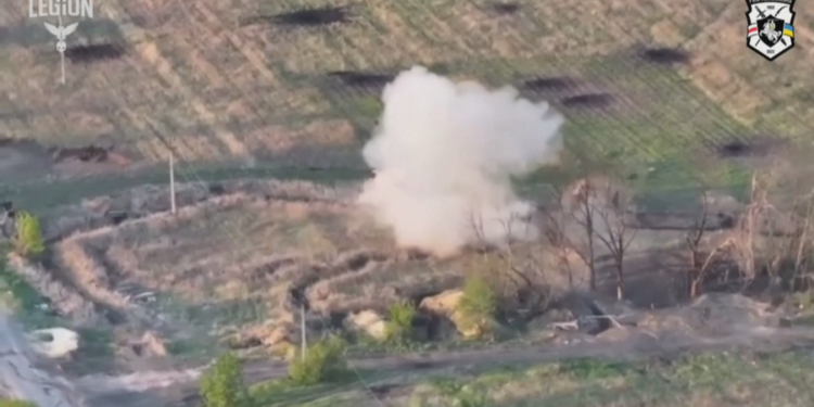 ALARM NË TË GJITHË UKRAINËN/ Rusia sulmon me dronë dhe bomba, Kievi masakron rusët