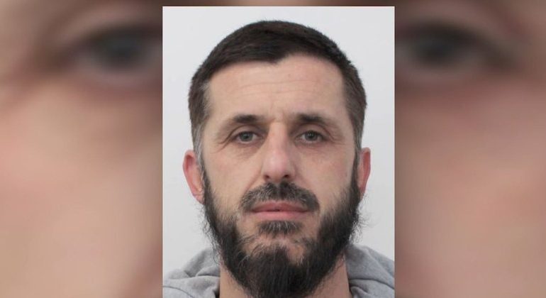 AKUZOHET PËR ABUZIMIN ME TË MITURËN DHE PORNOGRAFI/ Gjykata e Lartë lë në burg mjekun Dervish Hasi