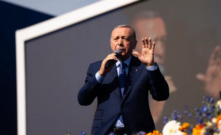 LUFTA NË GAZA/ Turqia ndalon tregtinë me Izraelin