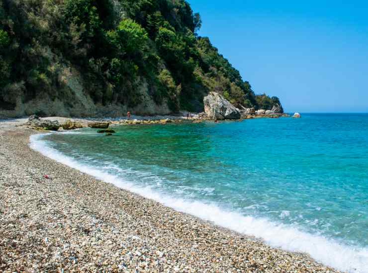 "JEHONË" TURIZMIT/ “Solo Finanza”: Italianët zgjedhin Shqipërinë si destinacionin ideal për t’u çlodhur buzë detit