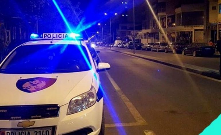 ADOLESHENTJA PËRJETON TMERRIN NË VLORË/ 62-vjeçari e kërcënon me thikë dhe tenton ta…