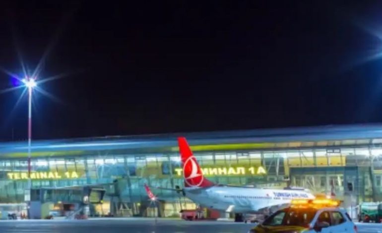 SULME ME DRON NGA UKRAINA/ Mbyllen përkohësisht dy aeroporte në një rajon rus
