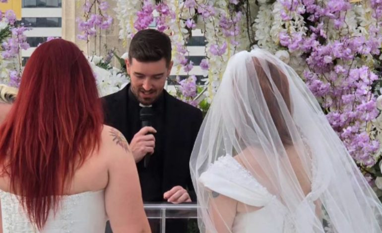MARTESA E DY ANËTAREVE TË LGBT NË BASHKINË TIRANË/ Kisha Katolike: Personi që i celebroi s’është pjesë e jona, ka abuzuar me…