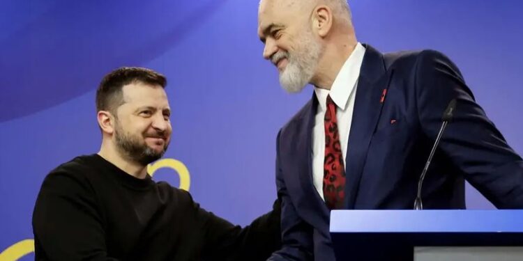 LUFTA NË UKRAINË/ Zelensky telefonatë me Ramën: Kryeministri shqiptar, mik i madh i joni…