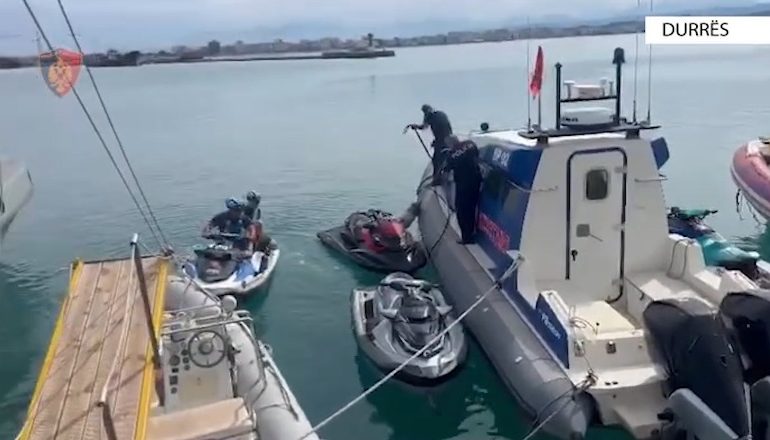 SIGURIA NË PLAZHE GJATË SEZONIT TURISTIK/ Bllokohen 2 Jet Ski pa dokumente në Durrës