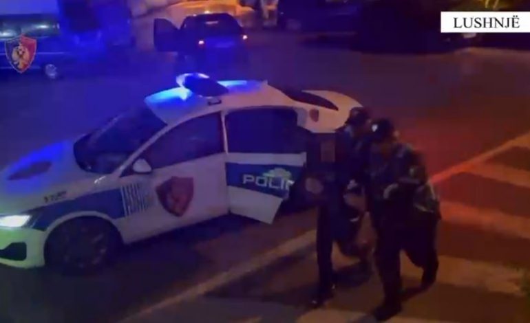 E PËSON KEQ/ U kap në banesën ku kishte hyrë për të vjedhur, vihet në pranga 22-vjeçari në Lushnje