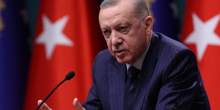 LUFTA NË GAZA/ Erdogan sulmon OKB-në: Ju nuk mbroni dot as stafin tuaj! Çfarë po prisni…