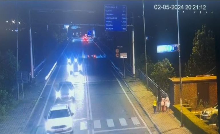 PUBLIKOHEN PAMJET/ Momentet kur Alma Arrazi drejtohet drejt urës së Bunës bashkë me tre fëmijët në udhëtimin pa kthim