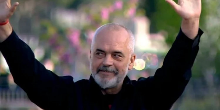 “ËSHTË I MIRËPRITUR”/ Rama do vizitojë Athinën, në takim 5 mijë emigrantë shqiptarë