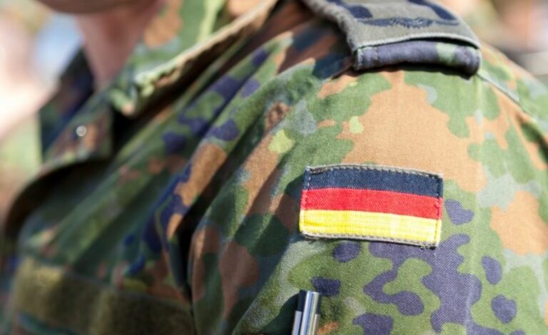 GJERMANI/ CDU bën thirrje për rivendosjen e shërbimit të detyrueshëm ushtarak