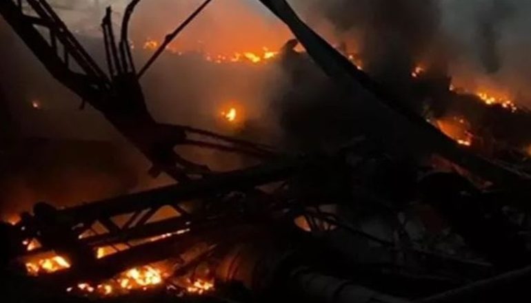 LUFTA/ Sulm me dron në Rostov, në zjarr një rafineri