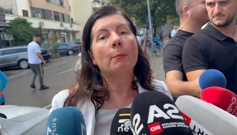 SKANDALI TEK “ONKOLOGJIKU”/ Alekta Pere mohon akuzat: S’i kam orientuar pacientët te privati