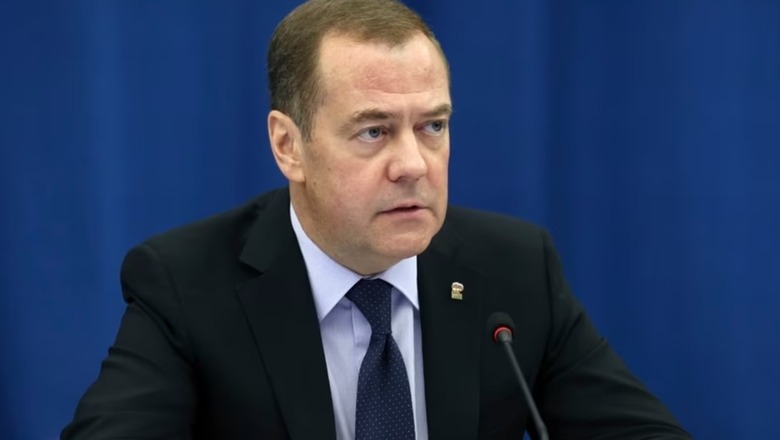 SANKSIONET PERËNDIMORE KUNDËR RUSISË/ Paralajmëron Medvedev: Arsye për shpallje lufte