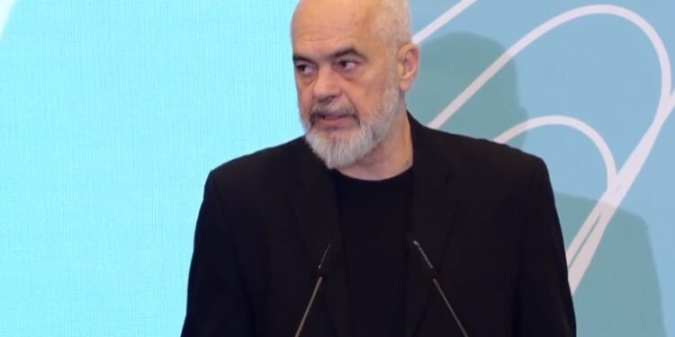 “TË VETËDIJSHËM QË S’JEMI SUEDEZË”/ Rama për të drejtën e informimit: Të mos kemi frikë nga drita…