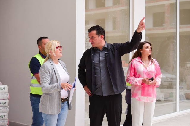 RINDËRTIMI/ Veliaj në Kombinat: Nuk e ndalim punën, pavarësisht gjyqeve me lloj-lloj partish