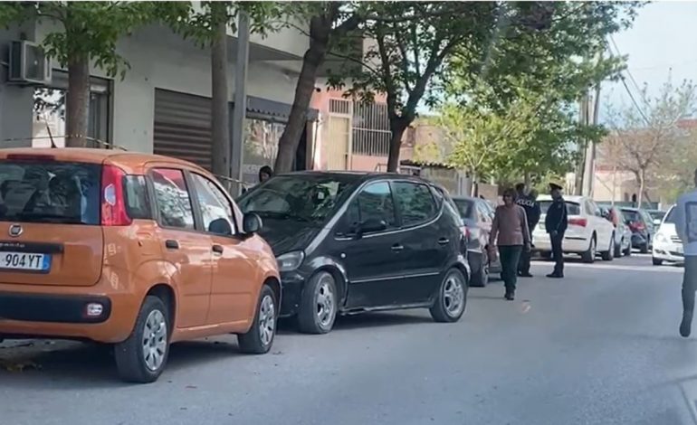 “PLAS” KEQ SHERRI NË MES TË VLORËS/ Grushte dhe shkelma mes 3 të miturve