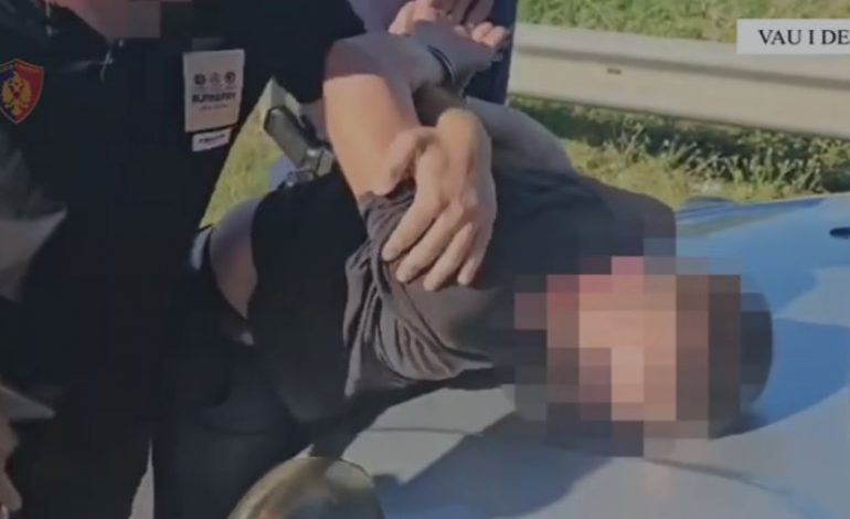 KAPET MAT/ Lëvizte me automatik, pranga 38-vjeçarit në Vaun e Dejës (EMRI)