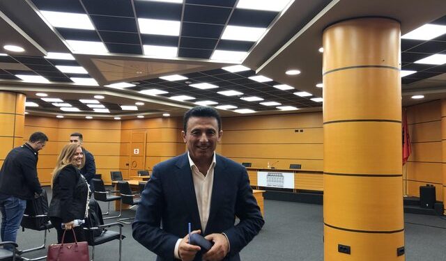 “930 MILIONË LEKË TË DYSHIMTA”/ SPAK nis hetimin për gjyqtarin që i dha Berishës vulën e PD