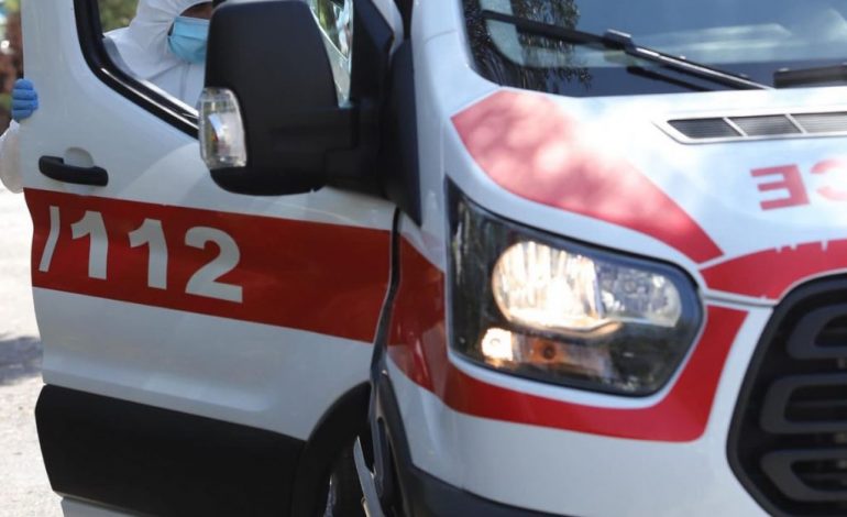“PLAS” SHERRI NË KAVAJË/ 2 të plagosur me thikë, arrestohen dy persona