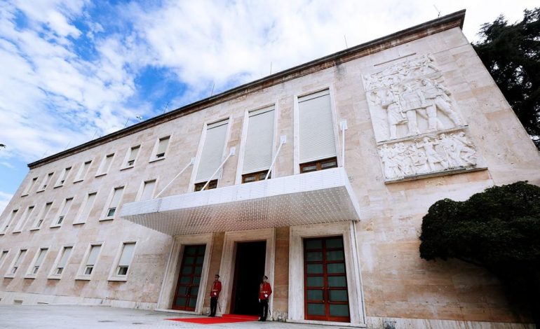 OBJEKTET E KONFISKUARA/ Qeveria përcakton rregullat dhe kriteret e funksionimit të Komisionit