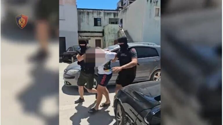 E PËSON KEQ/ I dënuar nga Gjykata e Tiranës për trafik droge, arrestohet në Durrës 24-vjeçari