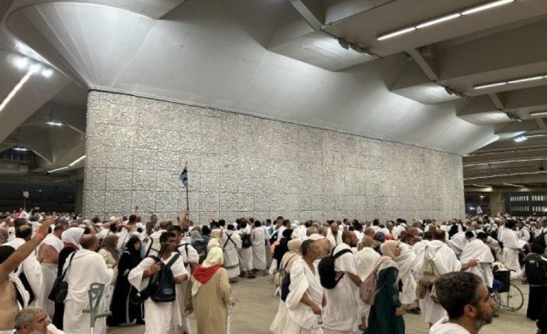 TEMPERATURA REKORD NË MEKË/ Termometri shënon mbi 51 gradë