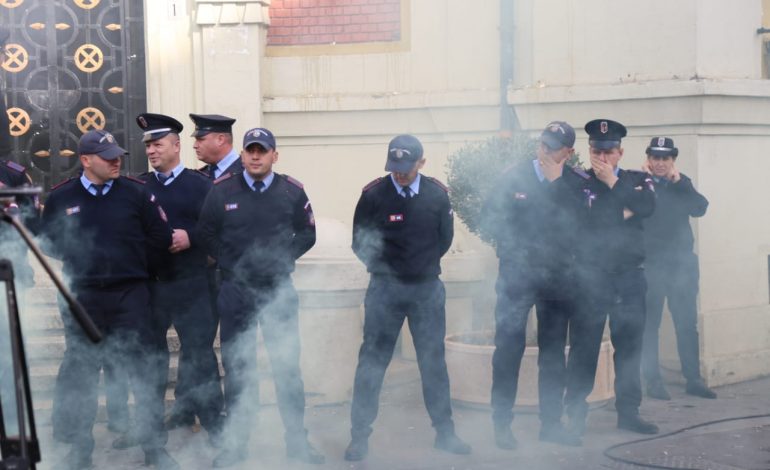 PROTESTA PARA BASHKISË SË TIRANËS/ Policia publikon masat. Ja ku bllokohet qarkullimi i mjeteve