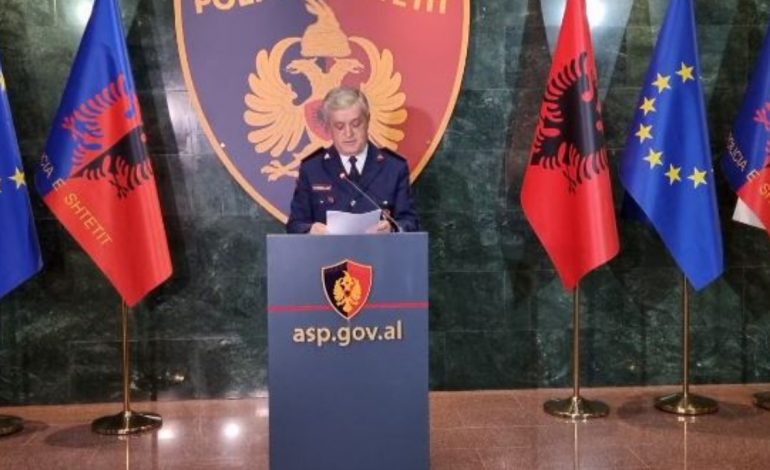 ZBULOHET URDHRI I RRUMBULLAKUT/ Vettingu në Polici, efektivët do të deklarojnë edhe dhuratat që marrin, komunikimet elektronike dhe…