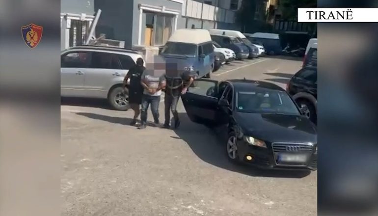 PAS 14 VITESH ARRATI/ Arrestohet Dritan Hoxha, vrau bashkatdhetarin në Greqi në 2010 dhe trupin ia hodhi në një vend të shkretë