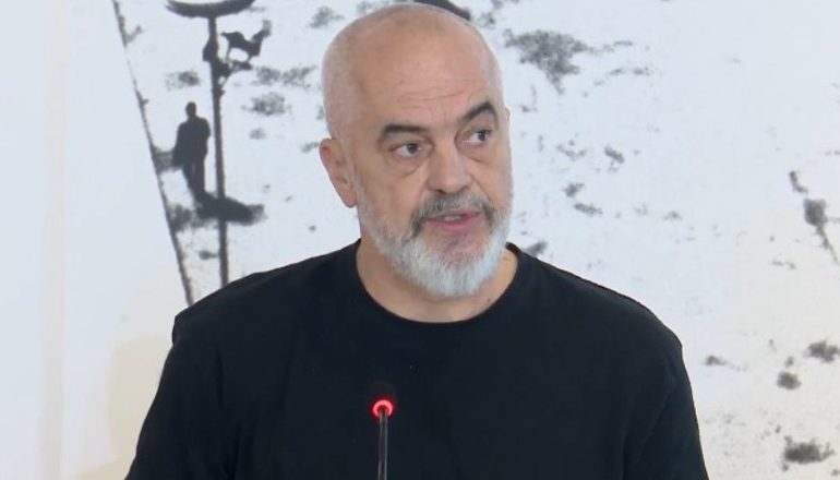 TAKIMI ME KRYEBASHKIAKËT/ Rama: Sulm i organizuar kundër turizmit, profile false përdoren për këtë goditje