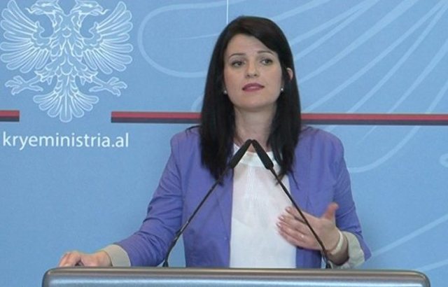 MIRATOHET LISTA E RE E BARNAVE TË RIMBURSUARA/ Koçiu: Shtohen 50 medikamente të reja, fishat e diabetit falas për…