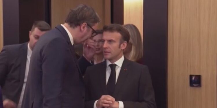 “DUHET TË ARRESTOSH RADOIÇIÇIN”/ Kushti që Macron i vendosi Vuçiçit për të vizituar Beogradin
