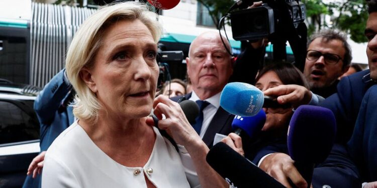 "S'DO JEM AS MINISTRE, AS KRYETARE E KUVENDIT"/ Le Pen përjashton veten nga qeveria