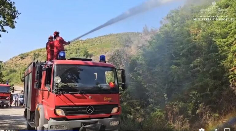 ZJARRET NË VEND/ Ministria e Mbrojtjes jep detajet: U raportuan 23 vatra në 24 orë, aktive vetëm dy prej tyre