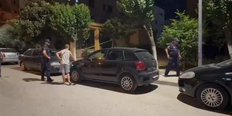 EMRI/ U vra me thikë nga ish-bashkëshorti i partneres pas sherrit, ndërroi jetë në spital