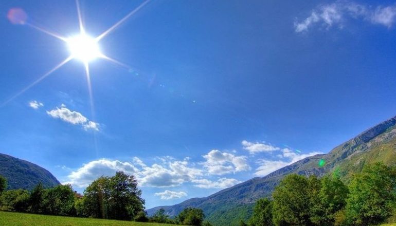 PARASHIKIMI I MOTIT/ Kthjellime dhe kalime vranësirash