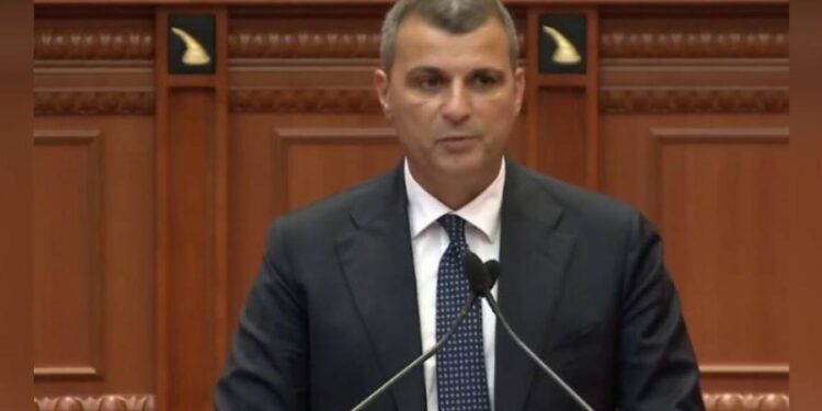 “NUK JANË FIRMA PRIAMIDALE”/ Sejko për mikrokreditë: Vetëm 10 % e tyre është arkëtuar