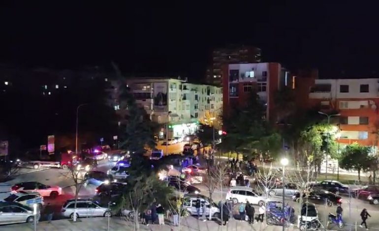 ARRESTOHET AUTORI I PLAGOSJES NË DURRËS/ Pamjet e para nga vendi i ngjarjes dhe momenti i prangosjes së 31-vjeçarit