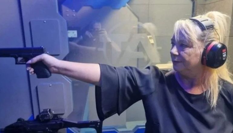 “IA KAM VËNË NË KOKË PISTOLETËN RAMËS”/ Adriana Kalaja përfundon nën hetim për kanosje ndaj kryeministrit